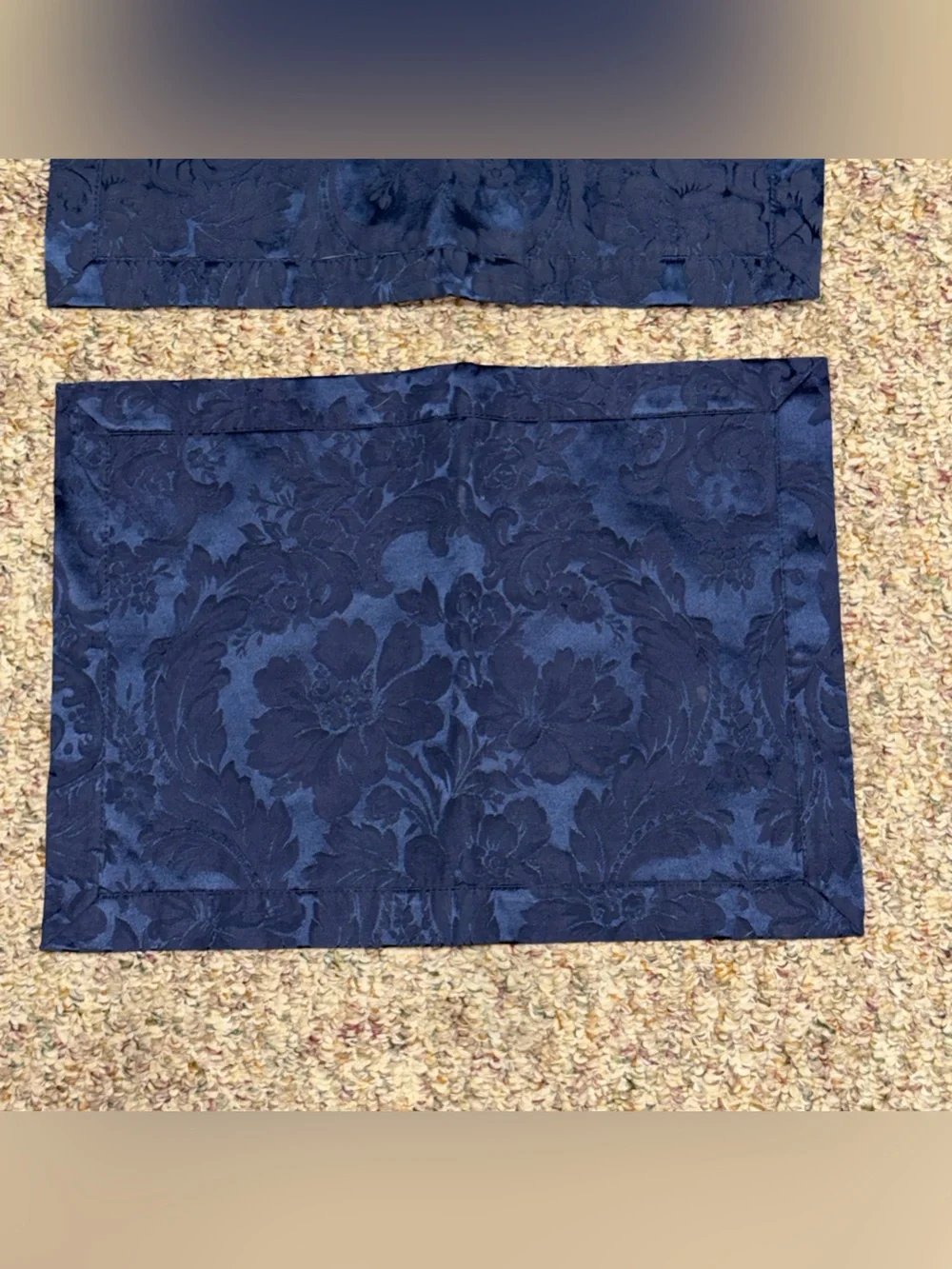 Waterford Navy Jacquard Floral placemat and‎ napkin royal blue